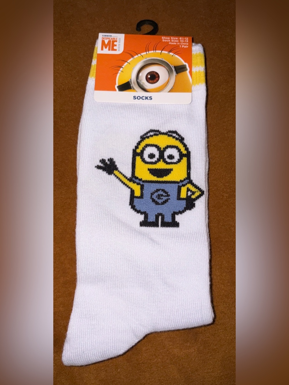 Despicable Me Minion Graphic Crew Socks